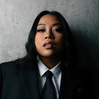 teena thach ☾ profile