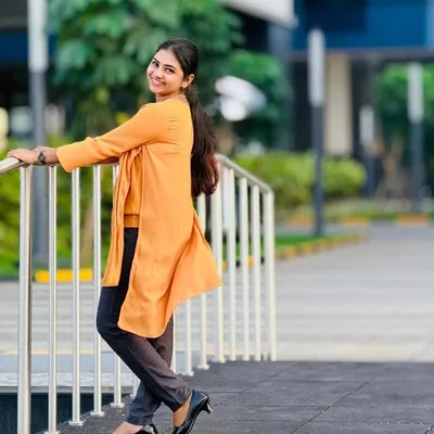 Teena Tom profile