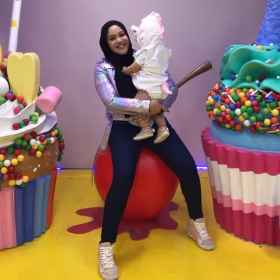 Izzah Amira profile