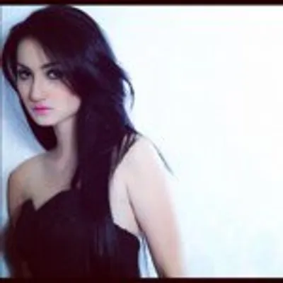 Tengku Dewi Putri profile