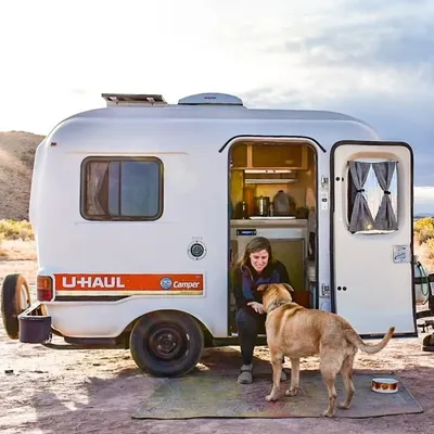 Ashley Kooijman | Travel nomad profile