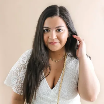 Teresa Laura Caruso profile