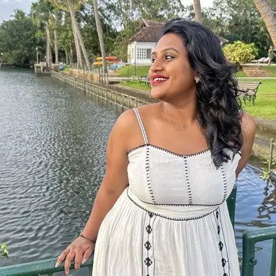 Teresa Shirley Suresh profile