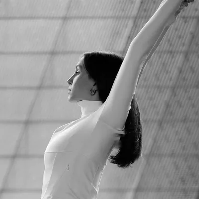 tessy 🦋 yoga | movement profile