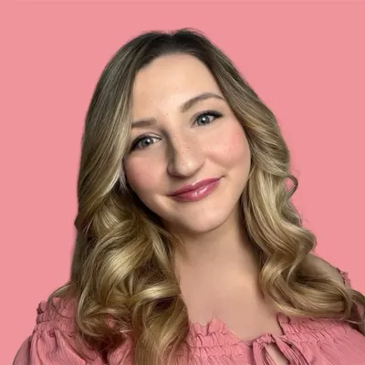 Sabrina 🦩 profile