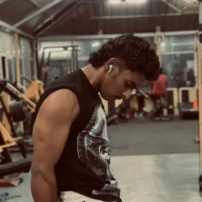 Thahir profile