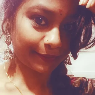 Pari Thakur profile