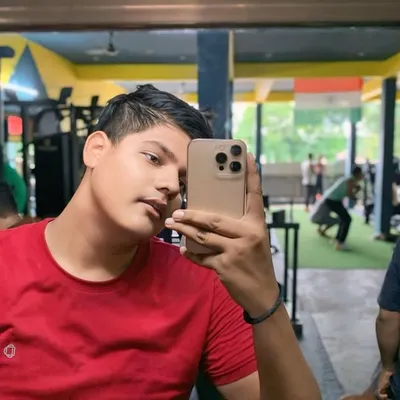 Ayush Singh profile