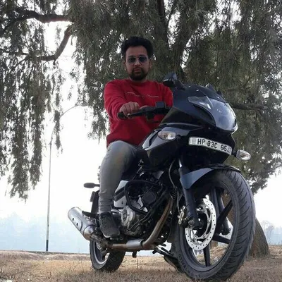 Ome Thakur profile