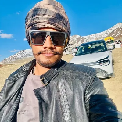 ठाकुर रोहित सेंगर profile