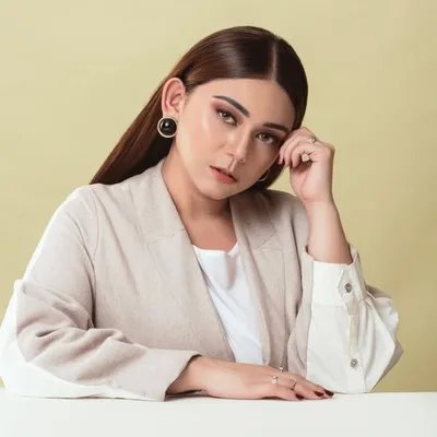Thalita Latief Official profile