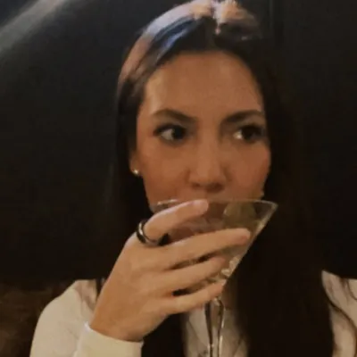 THAT GIRL THAT EATS profile