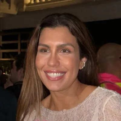 Thatiana Cayres profile