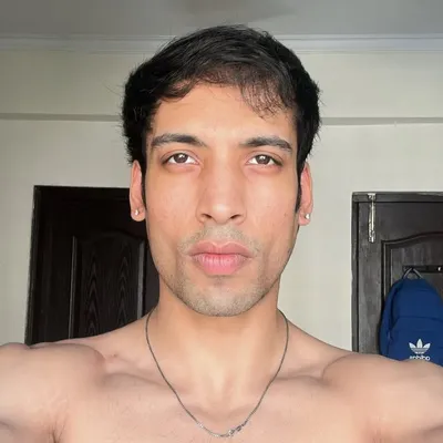Rhythm Vij profile