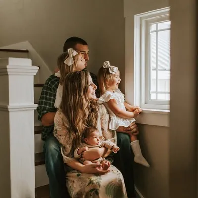 Taylor - double twin mama + 2 profile