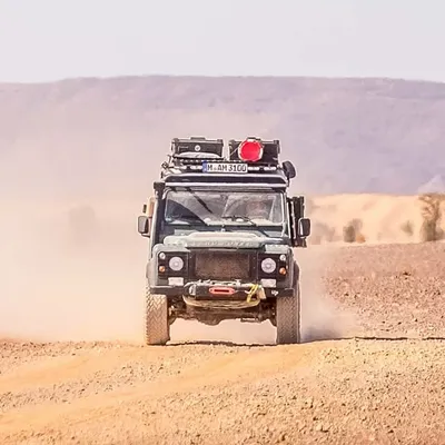THE OVERLAND DEFENDER profile