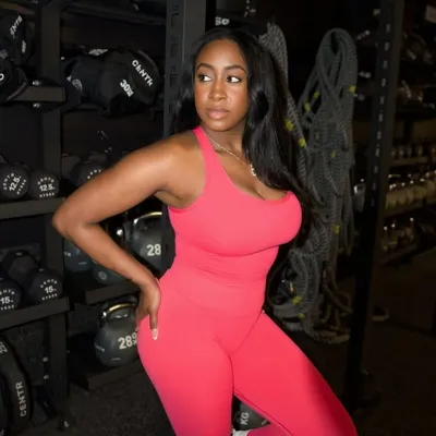 Courtney Nicole profile
