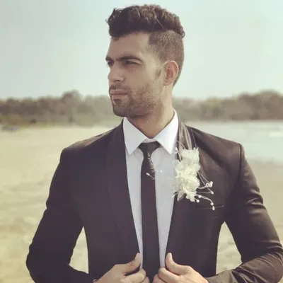 Tabish Gulzar profile