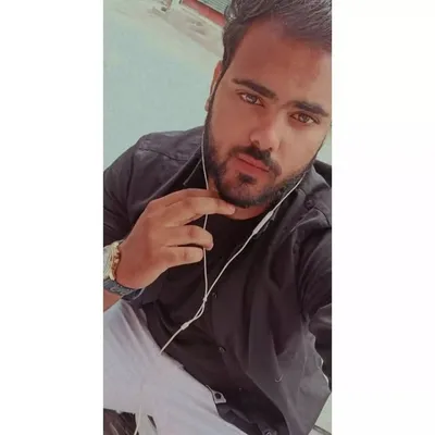آیان احمد🖤 profile