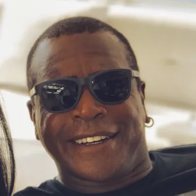 Ahmad Rashad profile