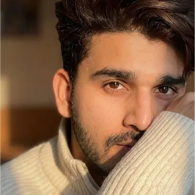 Amit profile