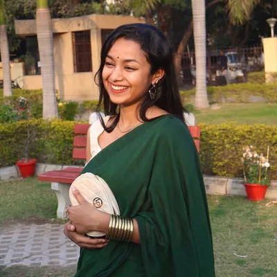 Rikhia🌻🦋✨ profile