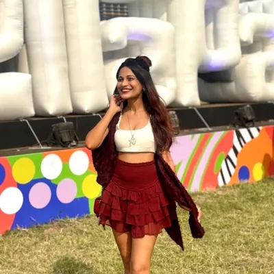 Shraddha 🌸