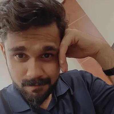 Navee D. Abdulla profile