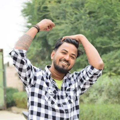 Tattooist Amit profile