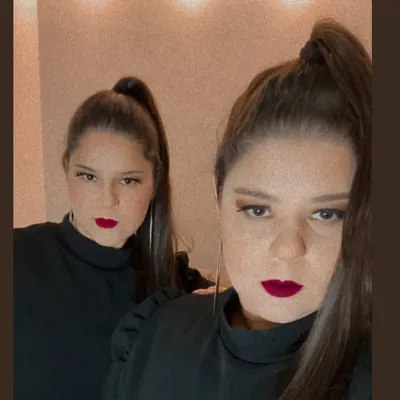 Marina Oliveira profile