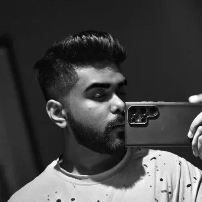 ⓉⒽⒺ_ⓁⓊⓀⒺⒷⓄⓎ profile