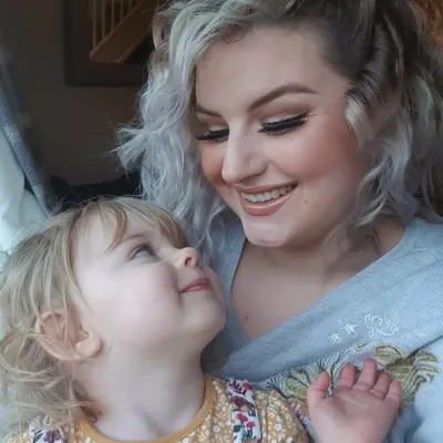 Georgia & Lottie profile