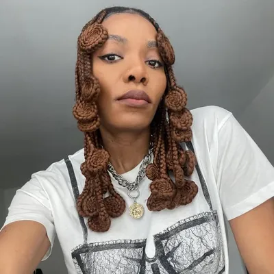 OLUWAṢEUN | Stylist profile