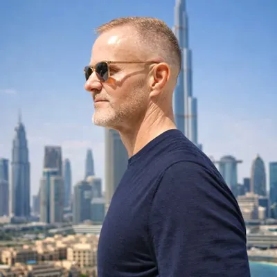 Dennis Uitz | Dubai📍🇦🇪 profile