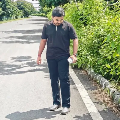 ๐๐ก๐ข๐ฏ๐๐ง๐ฌ๐ก ๐๐ข๐ฐ๐๐ซ๐ข profile