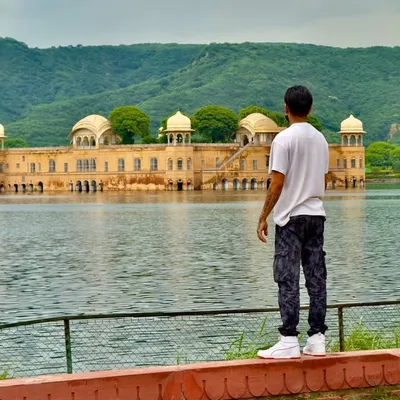 Thakur Abhishek Singh Pathania profile