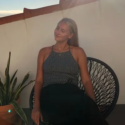 Sarah profile