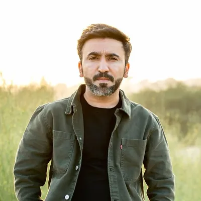 Abhi Valera | AV profile