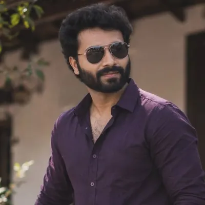Akshay Subash profile