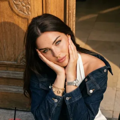 Théa profile