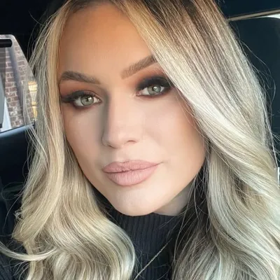 KRISTI • HANDTIED EXTENSIONS profile