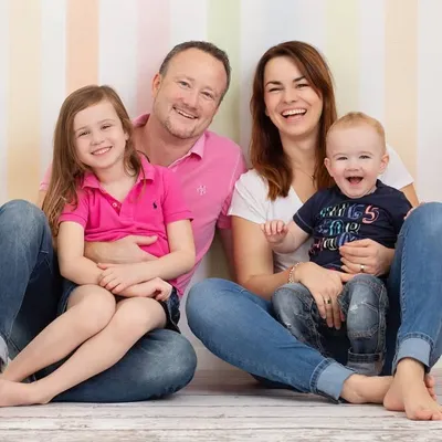 Kate, Mik & the kids | Swiss travel family profile