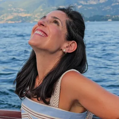 Angela Flotken (AF) | Clean & Healthy Living 🌱 profile