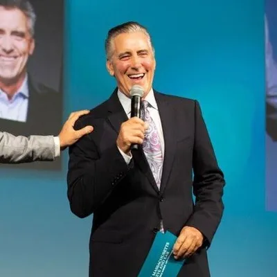 Billy Costa profile