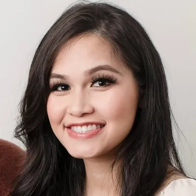Thuy profile