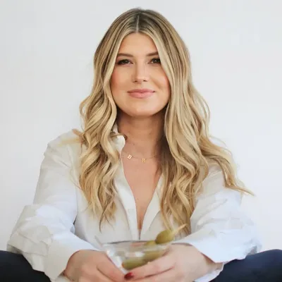 Michele | The Blonde Hostess profile