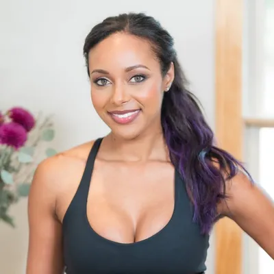 Brandi Rhodes profile