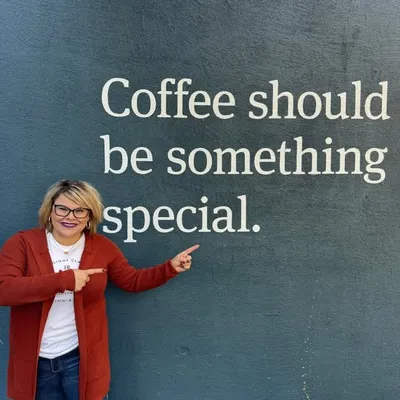 Crystal @thecappuccinotraveler profile