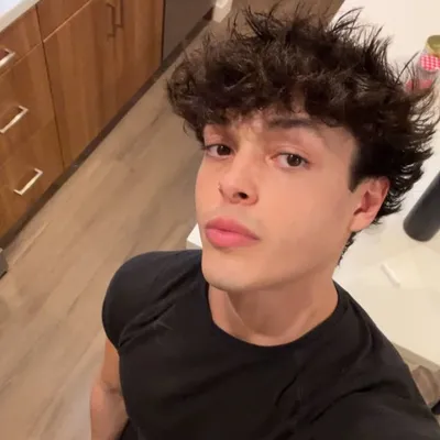 Christopher Romero profile