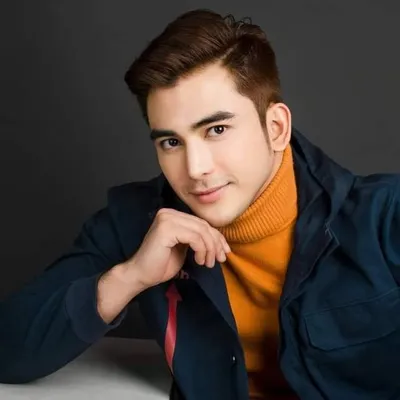 Cyrus John Reyes profile